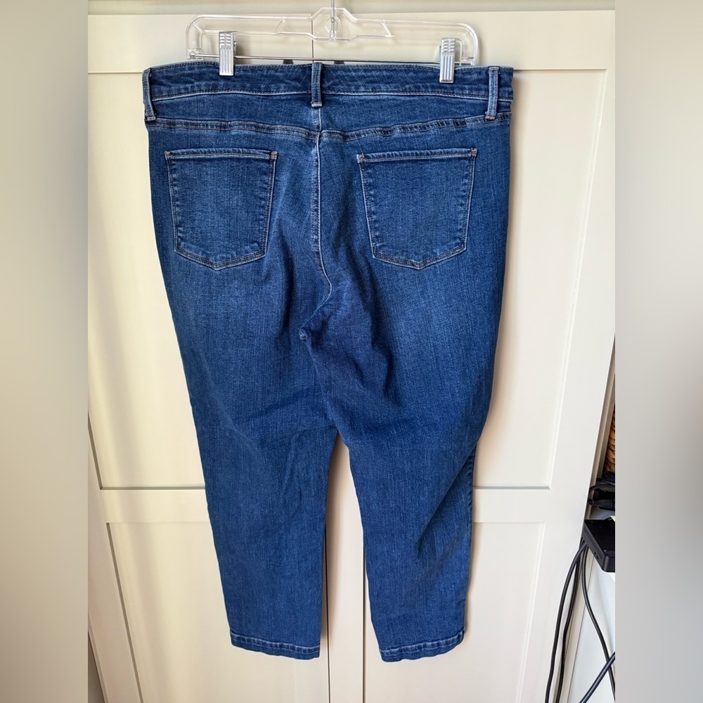 NWOT Talbots Flawless 5-Pocket Blue Jeans SZ 14; Buttons at Ankles - Picture 12 of 12